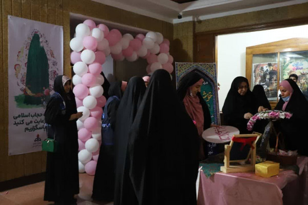 جشن بزرگ «بهترین مادر دنیا» در آبادان برگزار شد