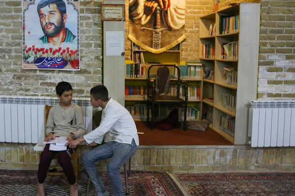 حضور پرشور دهه هشتاد و نودی ها در مراسم اعتکاف دانش آموزی پسرانه