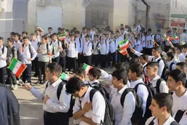 آیین آغاز سال تحصیلی دبیرستان صدرا شوشتر برگزار شد