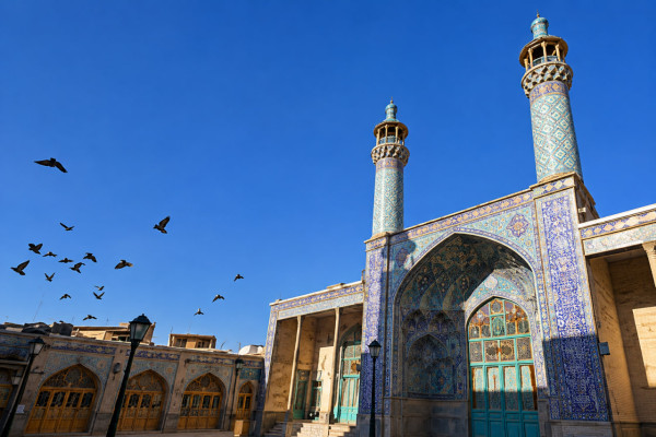 مسجد؛ قرارگاه محله در روزهای بحران