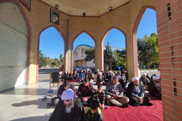 مراسم زیارت عاشورا پرسنل اداره کل استان زنجان برگزار شد