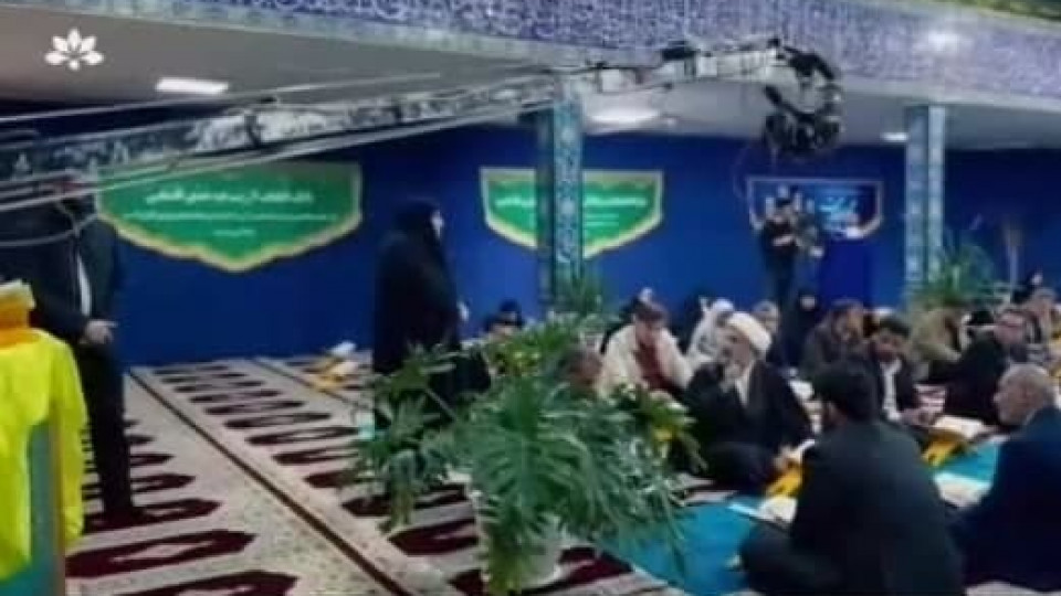 نماهنگ گزارشی از جمع خوانی قرآن کریم مسجد نور اهواز