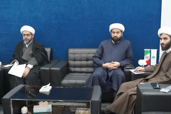 نشست بررسی اجرای نهضت ملی زندگی با آیه ها در استان خوزستان برگزار شد