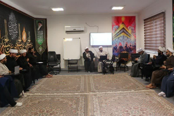 نشست آموزشی معاونان فرهنگی در مریوان