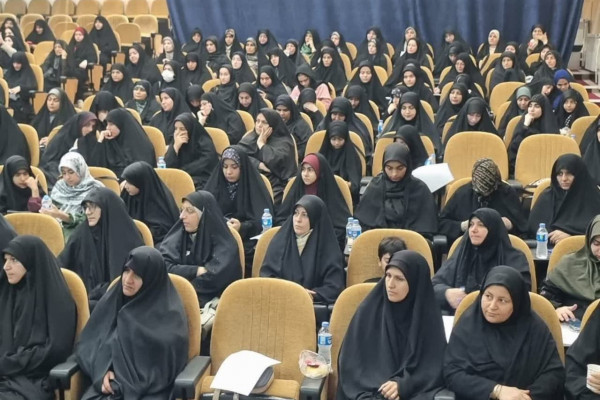 نشست تبیینی «مدیریت حضرت آقا در جنگ ۱۲ روزه» در گرگان برگزار شد