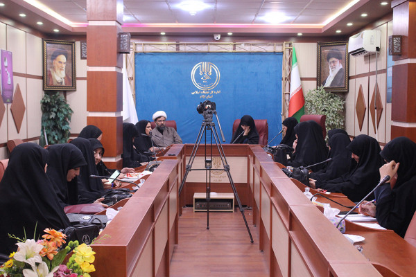 حضور مدیر مرکز راهبری و هماهنگی بانوان سازمان تبلیغات اسلامی در استان ایلام