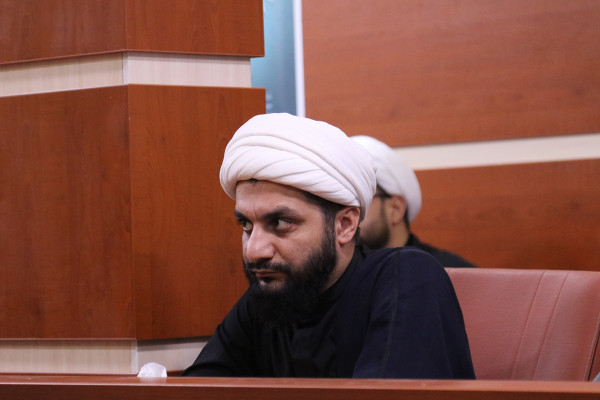 نشست صمیمی حجت الاسلام و المسلمین محمد قمی، رئیس سازمان تبلیغات اسلامی با فعالان قرآنی، هیئات مذهبی و فعالان فرهنگی استان ایلام