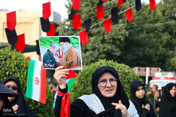 حضور دختران و بانوان در اجتماع عظیم مردمی عصر عاشورا « یوم الحسین ع»