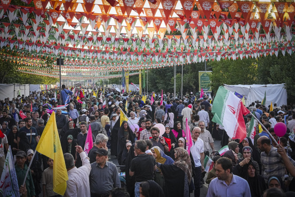 Kilometer-long Ghadir March