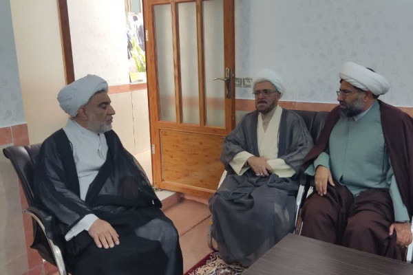 دیدار معاون فرهنگی اداره کل تبلیغات اسلامی استان ایلام با امام جمعه شهرستان دره شهر