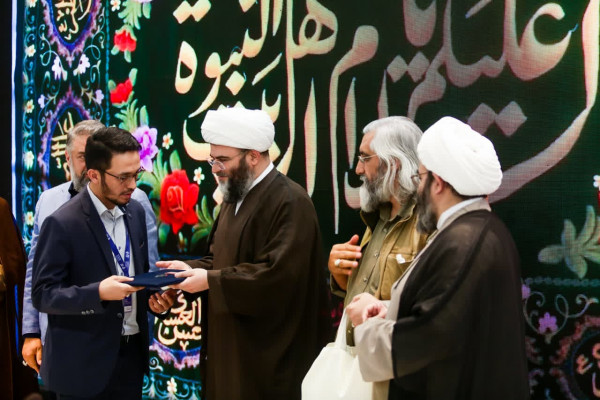 مہروارہ ہواۓ نو: هیئتوں کی سرگرمیوں کا اعزاز