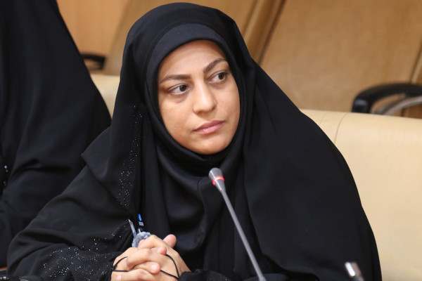 برگزاری آیین تجلیل از برگزیدگان نهضت «زندگی با آیه‌ها» در شهرستان دره‌شهر؛