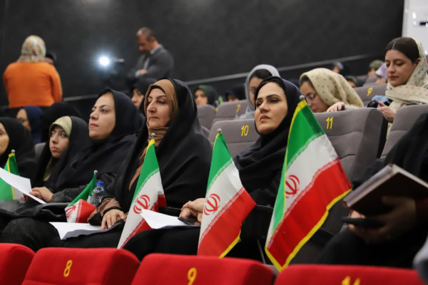 محفل شعر چکامه مقاومت برگزار شد