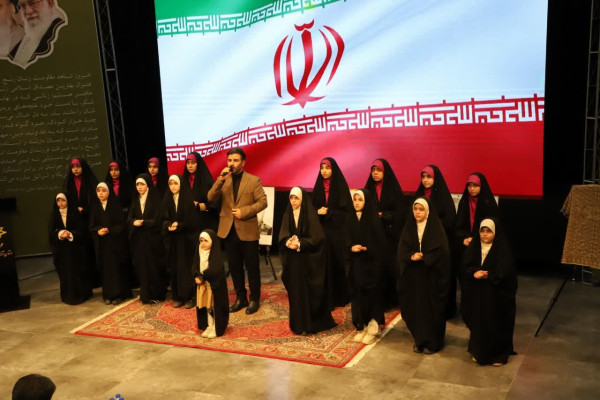 محفل شعر چکامه مقاومت برگزار شد