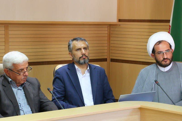 هم‌اندیشی فعالان قرآنی کردستان با رئیس دبیرخانه حفظ قرآن کشور