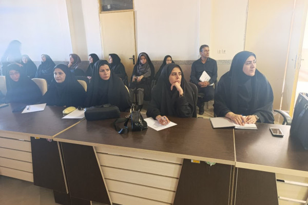 برگزاری کارگاه آموزشی تدبر در قرآن کریم شهرستان بدره