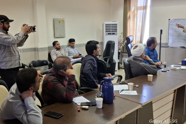 برگزاری کارگاه آموزشی تدبر در قرآن کریم شهرستان بدره
