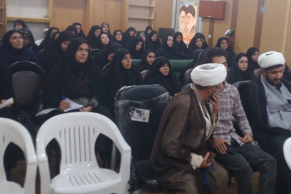 برگزاری کارگاه آموزشی تدبر در قرآن کریم شهرستان دره شهر
