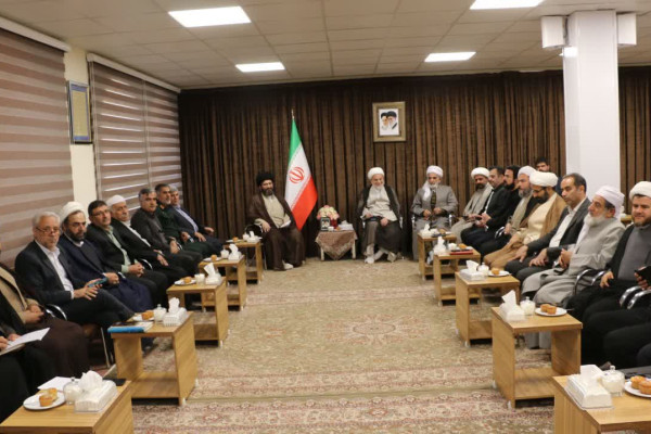 تأکید بر تقویت جریان مردمی قرآن در نشست شورای توسعه فرهنگ قرآنی کردستان