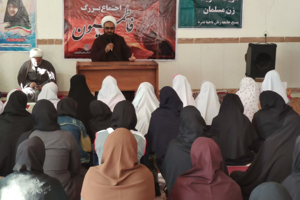 اجتماع بزرگ دختران فاطمی در شهرستان بدره برگزار شد