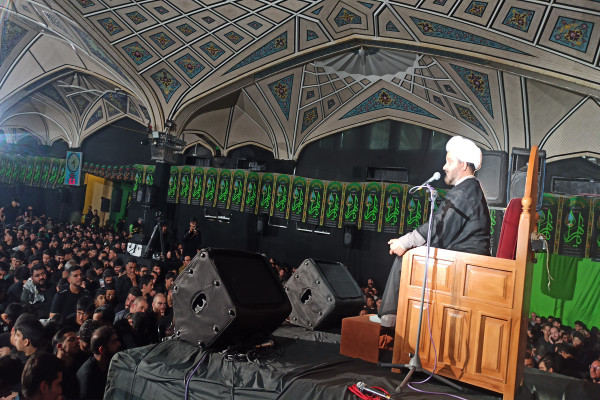 مراسم شهادت حضرت زهرا س در حسینیه معرفت اصفهان با حضور کربلایی حسین ستوده