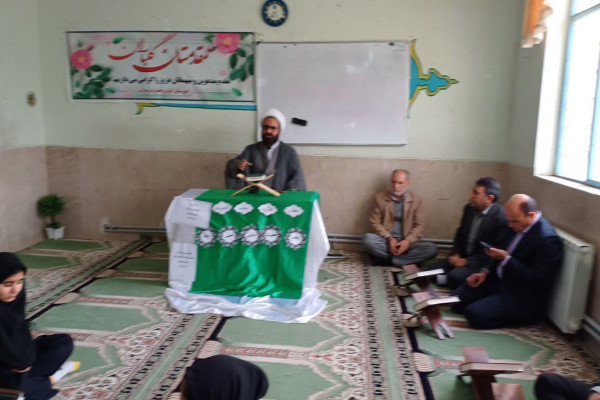 برگزاری محافل انس باقرآن دانش آموزی در بدره