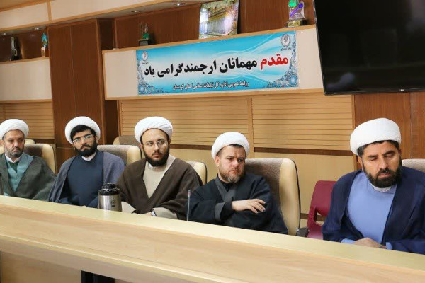 برگزاری نشست معارف اسلام ناب در کردستان
