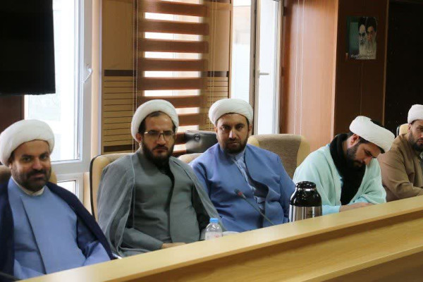 برگزاری نشست معارف اسلام ناب در کردستان