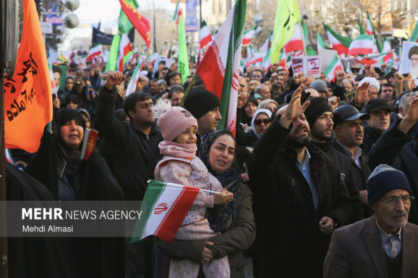 خیزش زنجانی ها در محکومیت اقدامات اغتشاشگران