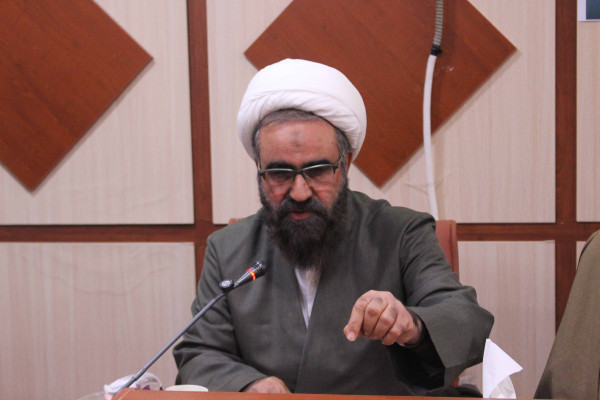 برگزاری نشست هم اندیشی ائمه جمعه استان ایلام با موضوع زندگی با آیه ها