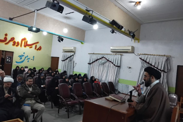 برگزاری نشست روشنگری و جهاد تبیین در شهرستان بندر انزلی برگزار گردید