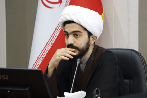 نشست هم اندیشی و تبیین طرح ملی زندگی با آیه‌ها برگزار گردید