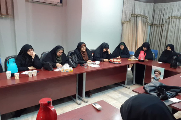 نشست هم‌اندیشی و تبیین طرح ملی «زندگی با آیه‌ها»شهرستان رودبار برگزار گردید