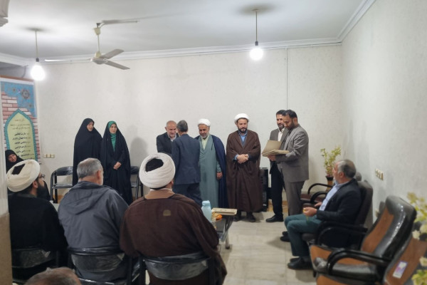 احکام مسئولین کانون مداحان، هیئات مذهبی برادران و خواهران شهرستان بدره اهداء شد