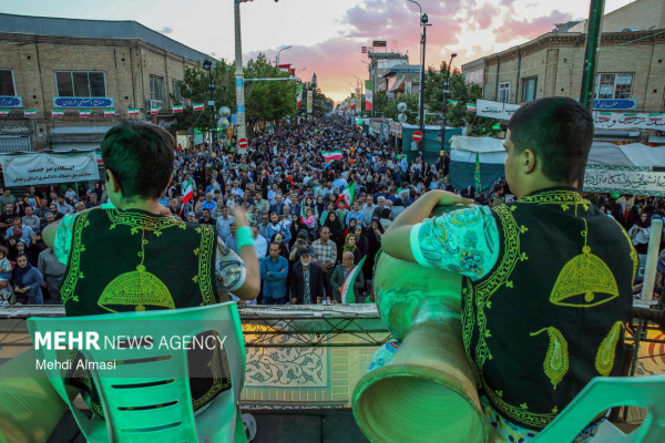 جشن بزرگ کیلومتری عید سعید غدیر در زنجان برگزار شد