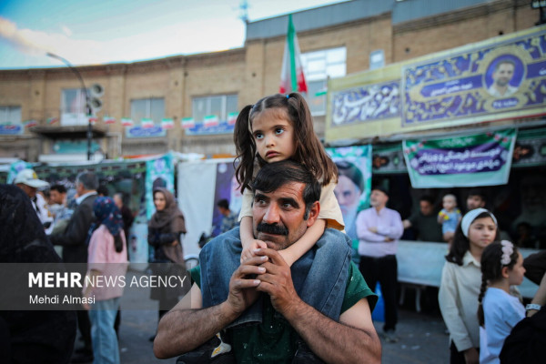 جشن بزرگ کیلومتری عید سعید غدیر در زنجان برگزار شد