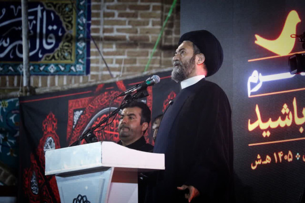 آئین استقبال از محرم و تجلیل از پیرغلامان حسینی در اردبیل