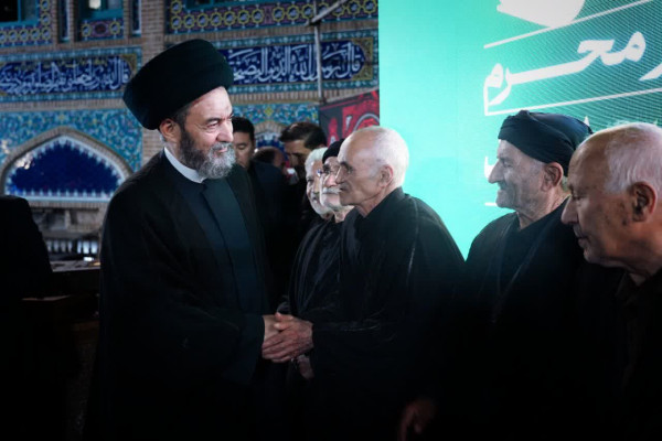 آئین استقبال از محرم و تجلیل از پیرغلامان حسینی در اردبیل