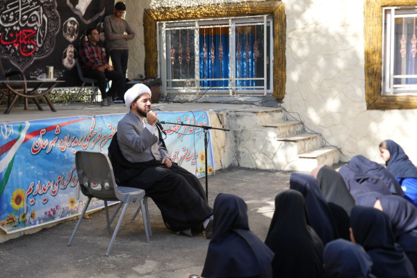 مراسم بازگشایی مدرسه صدرا شهرستان بروجرد با حضور حجت الاسلام وحیدی مدیرکل اداره تبلیغات اسلامی استان لرستان