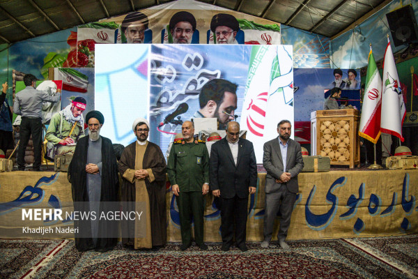 آیین «مهمانی لاله‌ها» در اصفهان