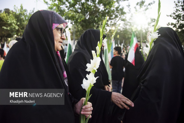 آیین «مهمانی لاله‌ها» در اصفهان