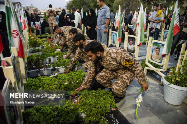 آیین «مهمانی لاله‌ها» در اصفهان