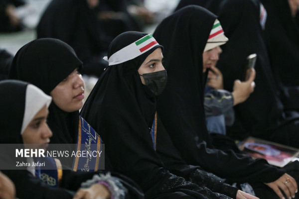 «مهمانی لاله‌ها» در بندرعباس