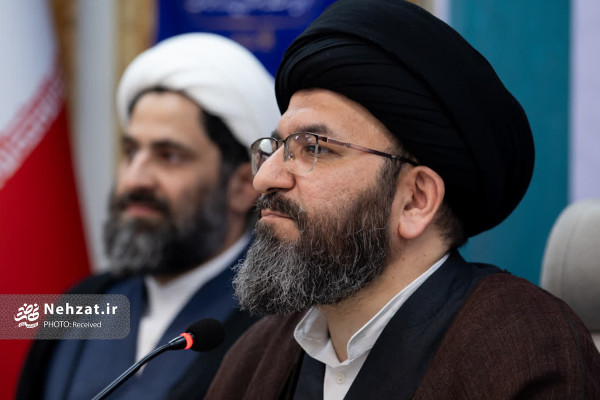 نشست هم‌اندیشی دستگاه‌های حاکمیتی و مجموعه‌های قرآنی پیرامون «نهضت زندگی با آیه‌ها» برگزار شد
