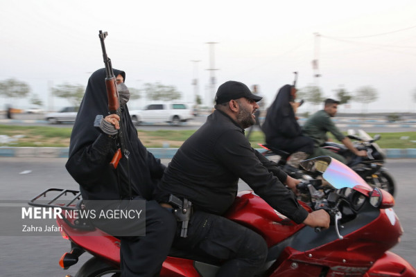 ۱۱۰ هزار جانفدا از دل خلیج فارس برخواستند