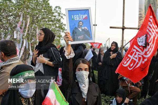 ۱۱۰ هزار جانفدا از دل خلیج فارس برخواستند