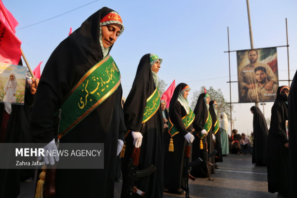 ۱۱۰ هزار جانفدا از دل خلیج فارس برخواستند