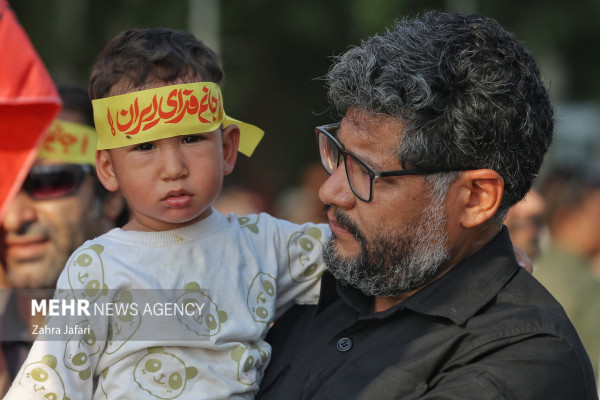 ۱۱۰ هزار جانفدا از دل خلیج فارس برخواستند