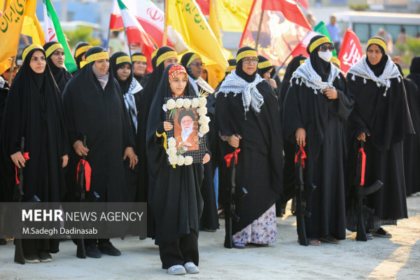۱۱۰ هزار جانفدا از دل خلیج فارس برخواستند