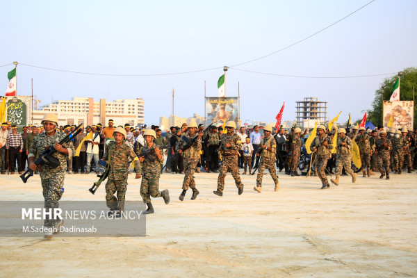 ۱۱۰ هزار جانفدا از دل خلیج فارس برخواستند